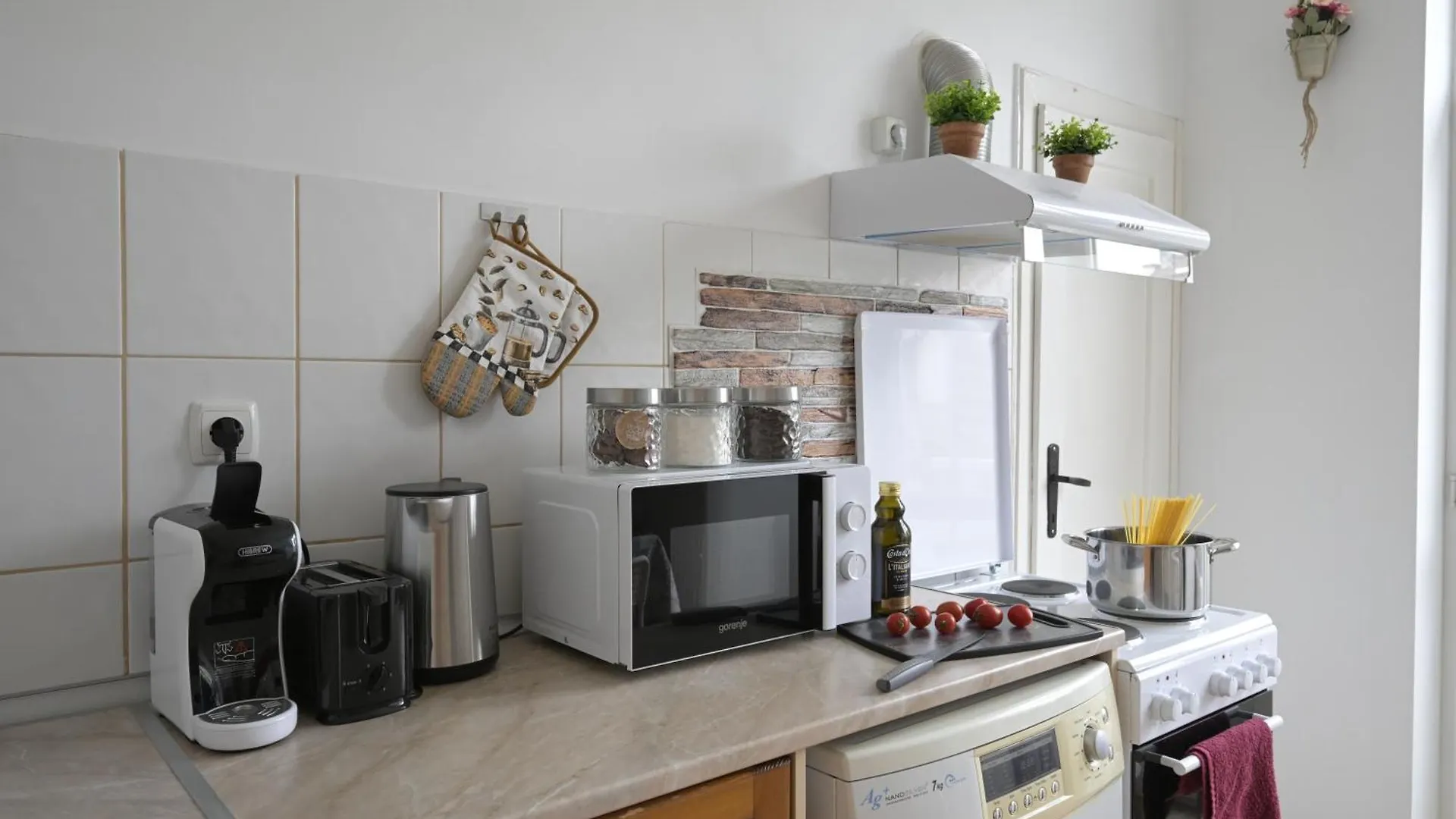 Central Apartment -Games & Ps3- 15 Min To Nevsky Chathedral Sofia Bulgaria
